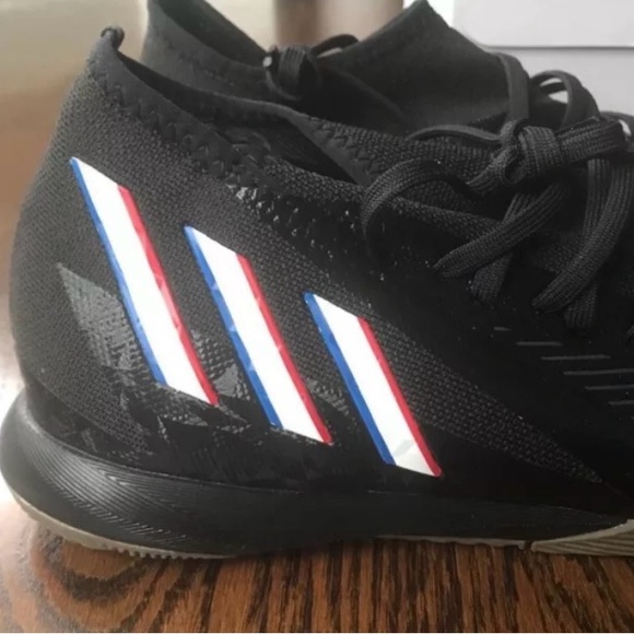 Adidas Predator Edge .3 Indoor Men’s Soccer Size 10.5 - Picture 3 of 4